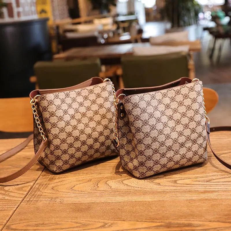Luxury collection women's bag (model 17)